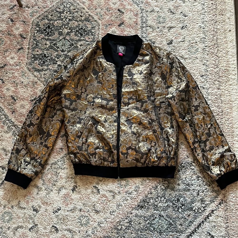 NWT Vince Camuto bomber jacket